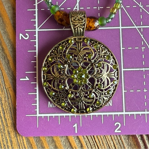 Grey & Brown Glass Beaded Necklace Medallion Pendant Green Rhinestone 20” - Picture 8 of 9